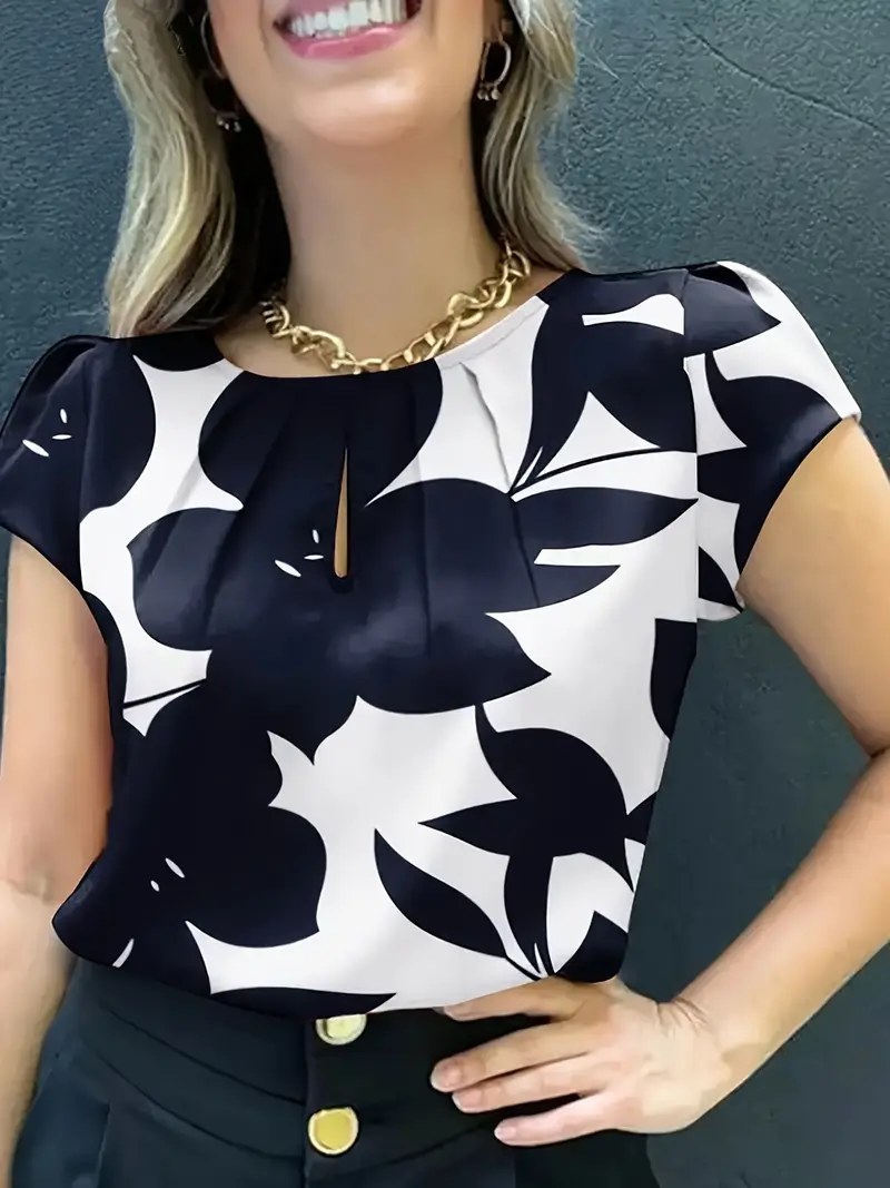 Chique Blouse met Zwart-Witte Bladprint